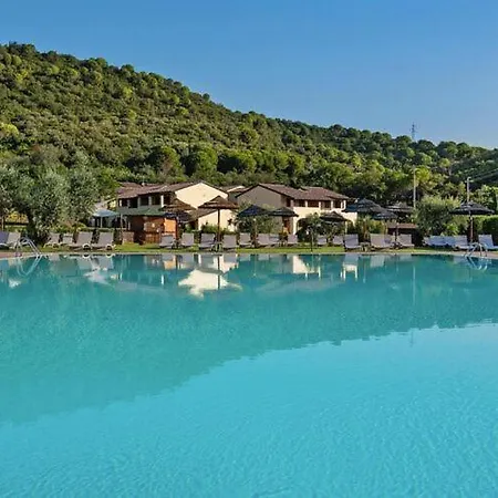 Le Corti Di Montepitti, * Суверето